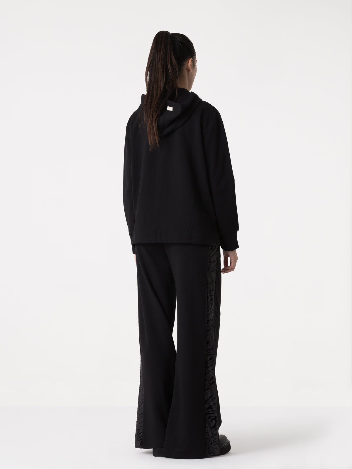 Item image: 41D116F98    Color: 2000    