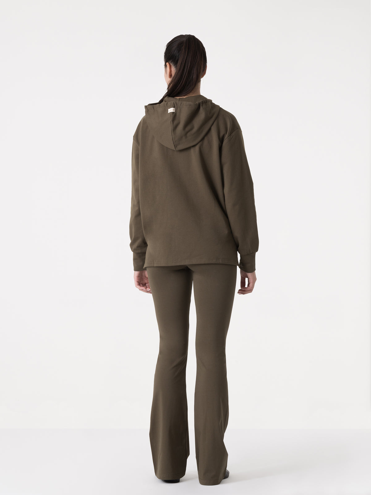 Item image: 41D116F98    Color: GQ00    