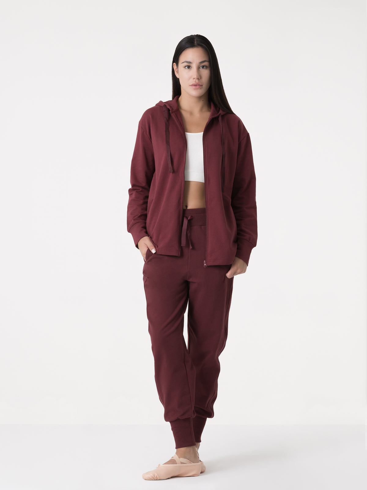 Item image: 41D116F98    Color: R900    