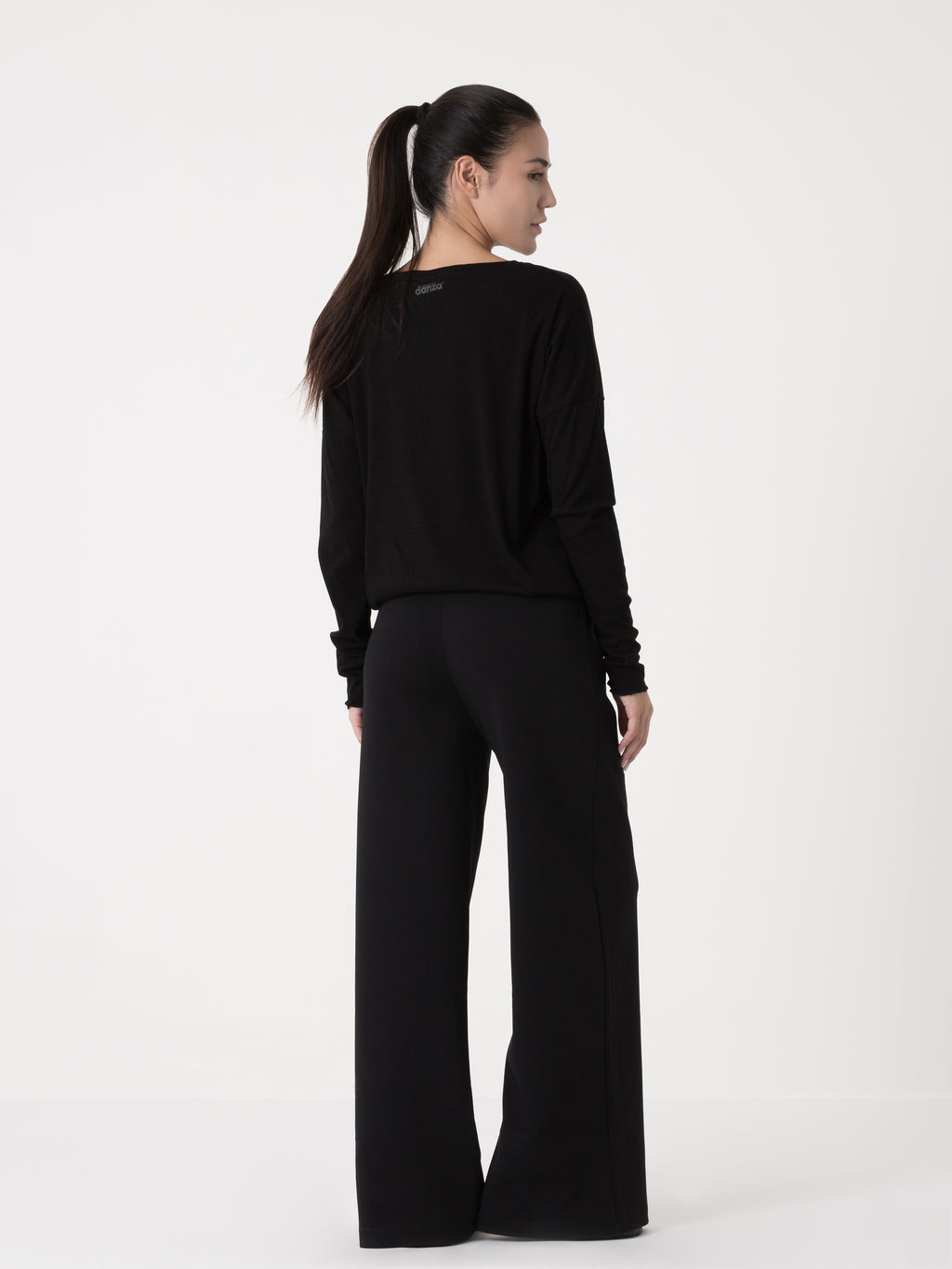 Item image: 41D130R22    Color: 2000    