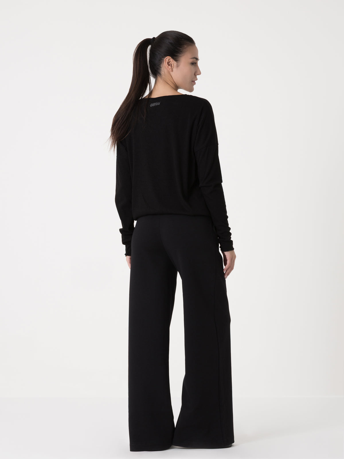 Item image: 41D130R22    Color: 2000    