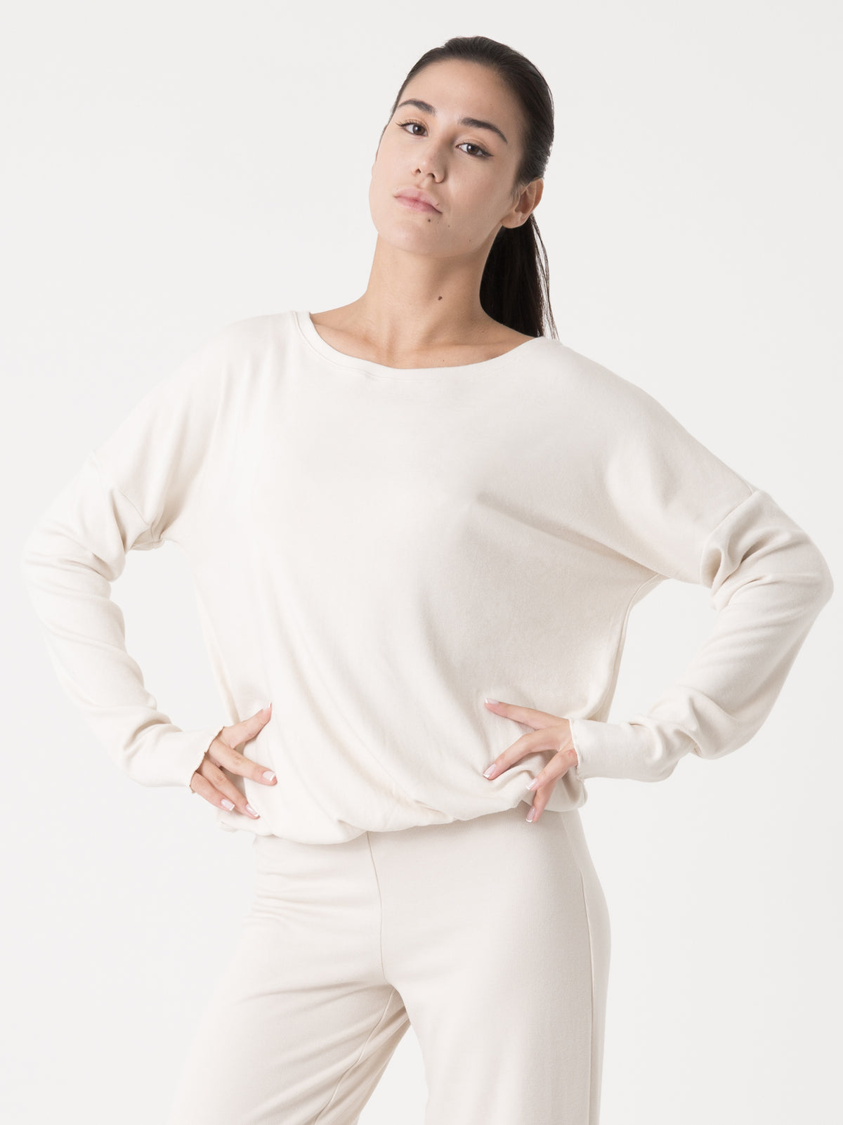 Item image: 41D130R22    Color: WT00    
