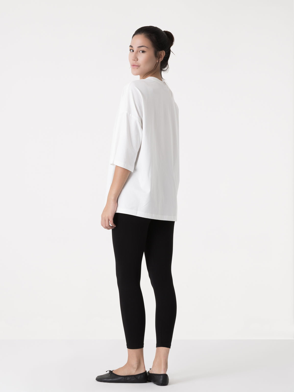 Item image: 41D200J21    Color: 1100    