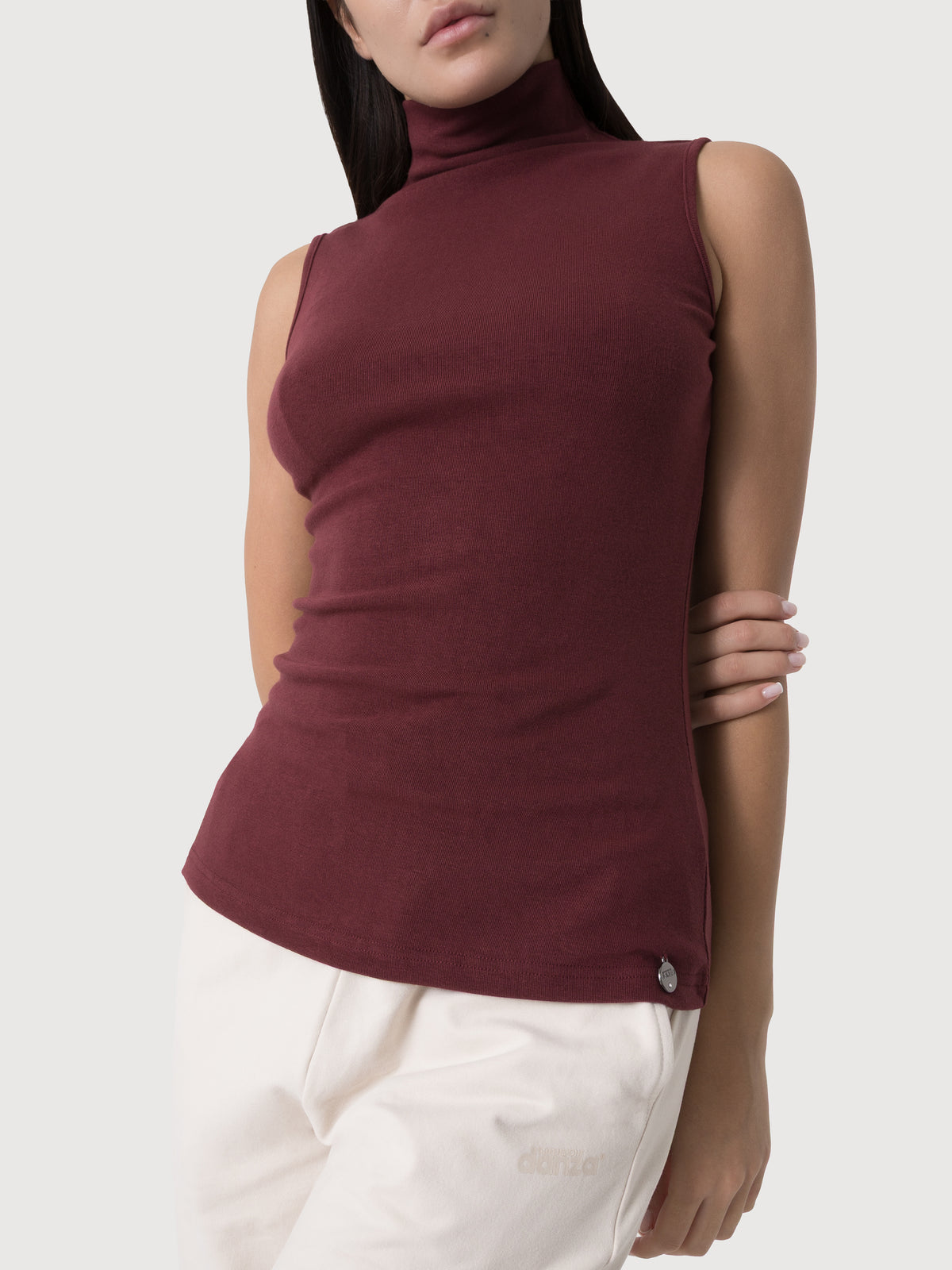 Item image: 41D204R22    Color: R900    