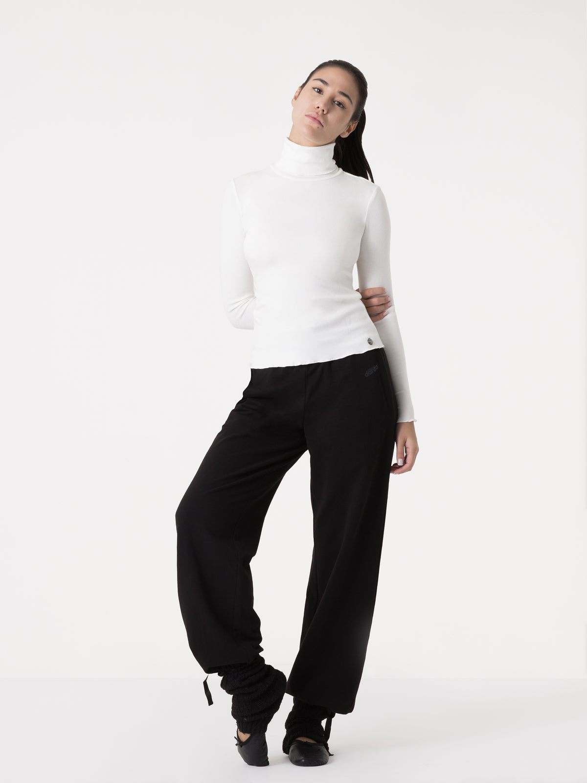 Item image: 41D206R22    Color: 1100    
