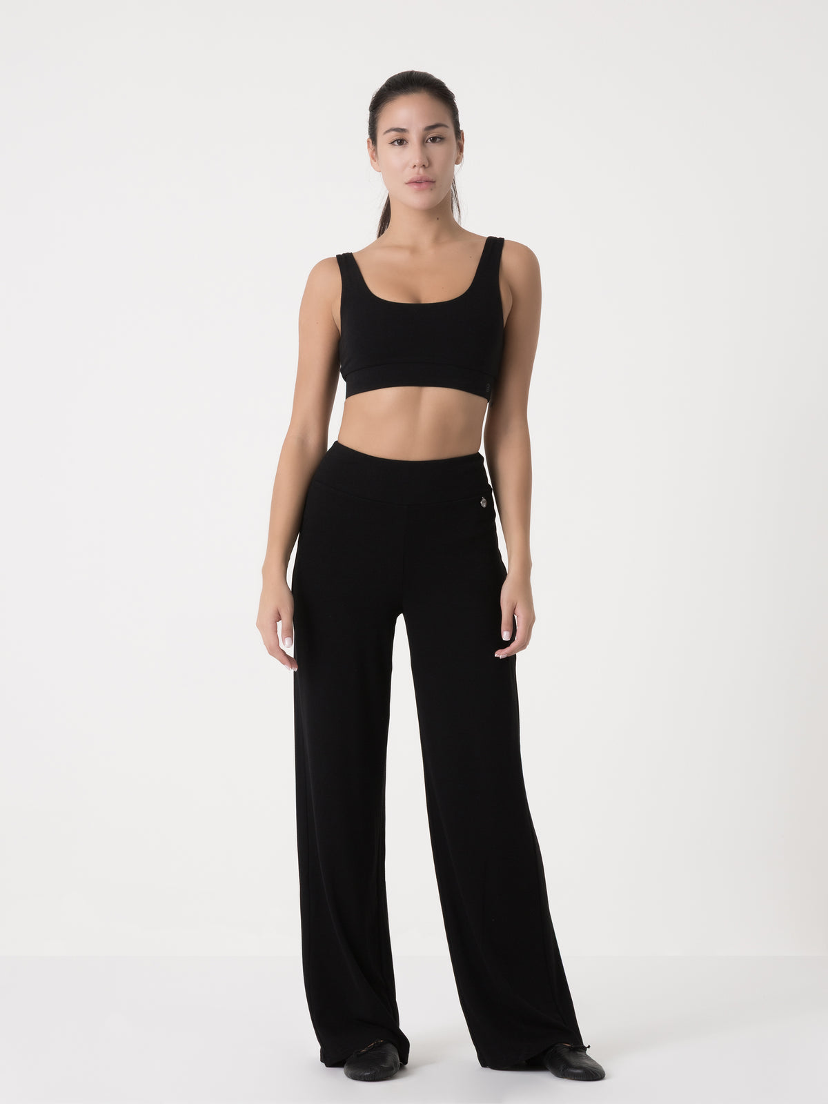 Item image: 41D207R33    Color: 2000    