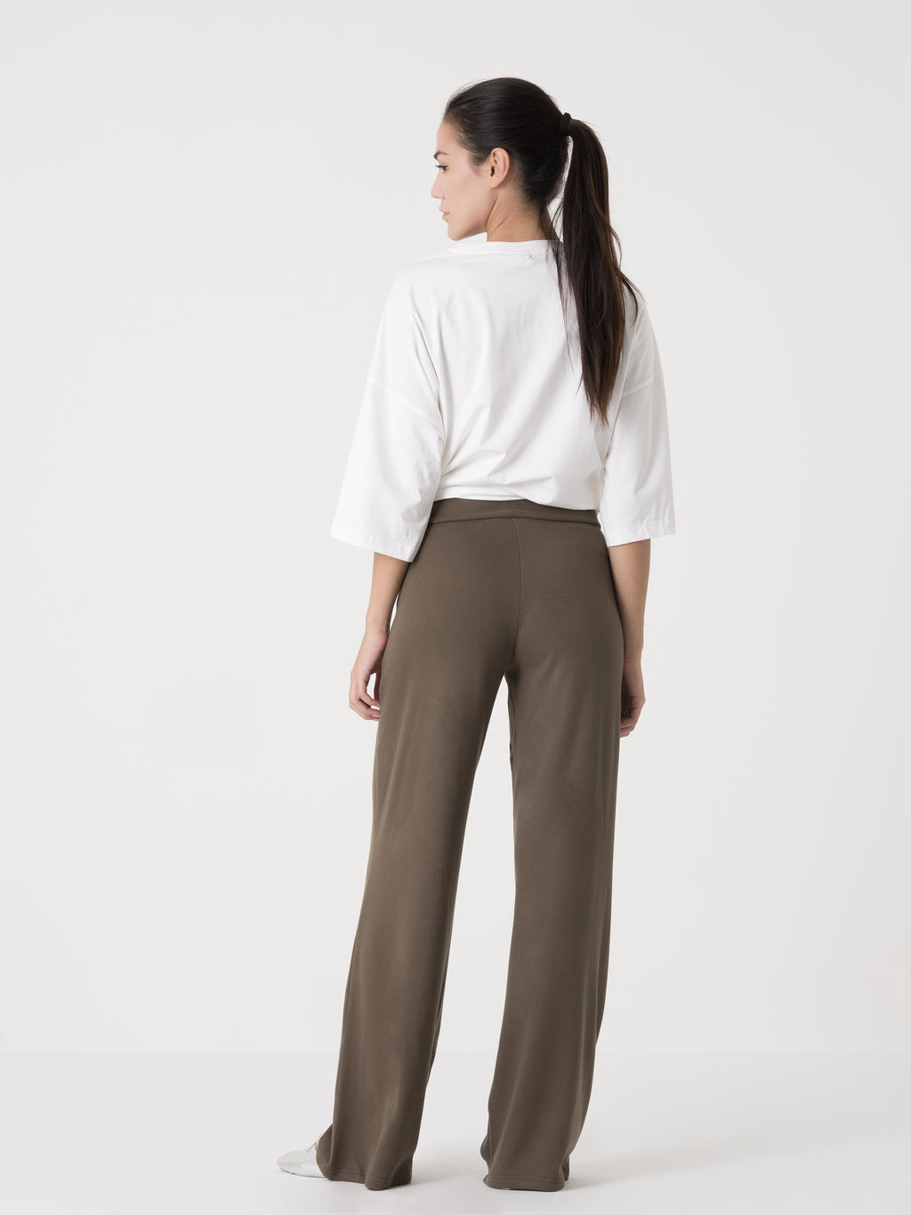 Item image: 41D207R33    Color: GQ00    