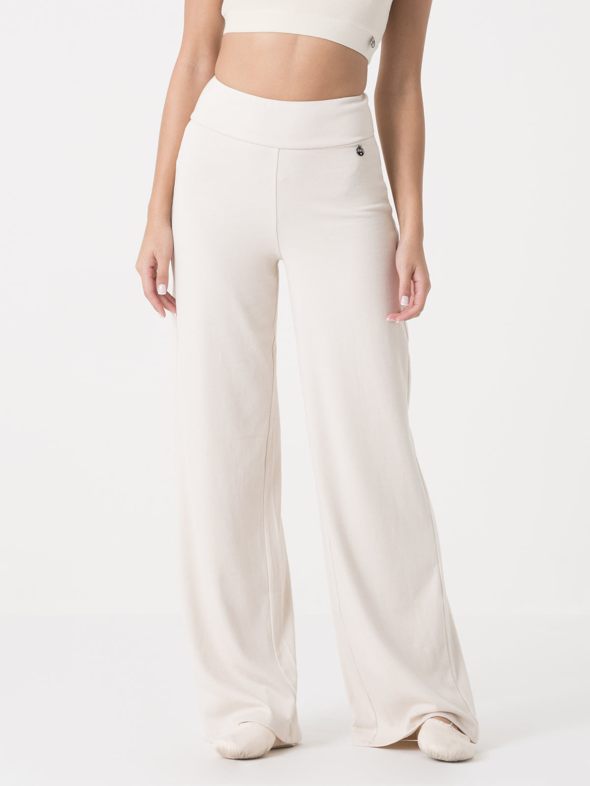 Item image: 41D207R33    Color: WT00    