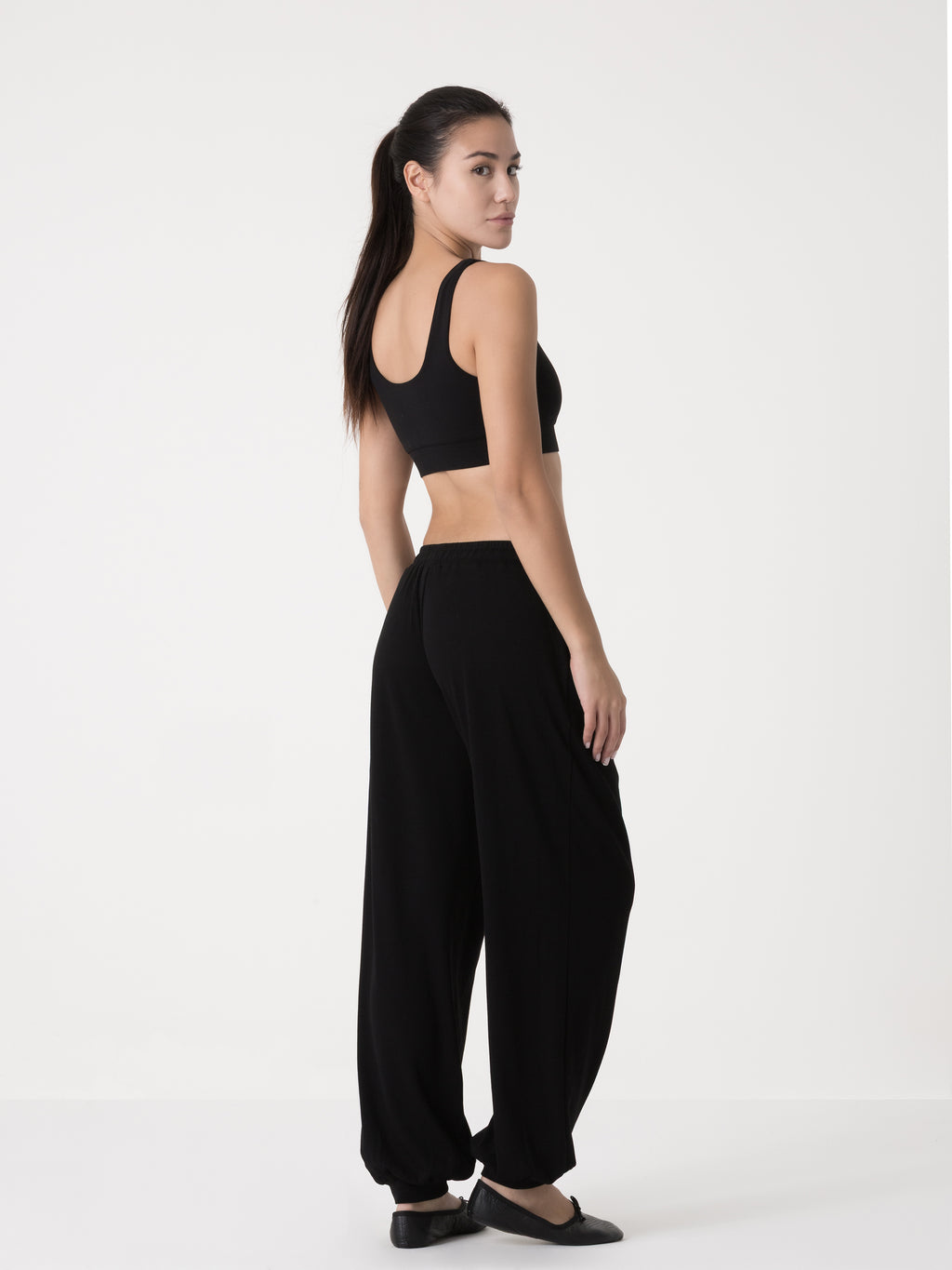 Item image: 41D209R33    Color: 2000    