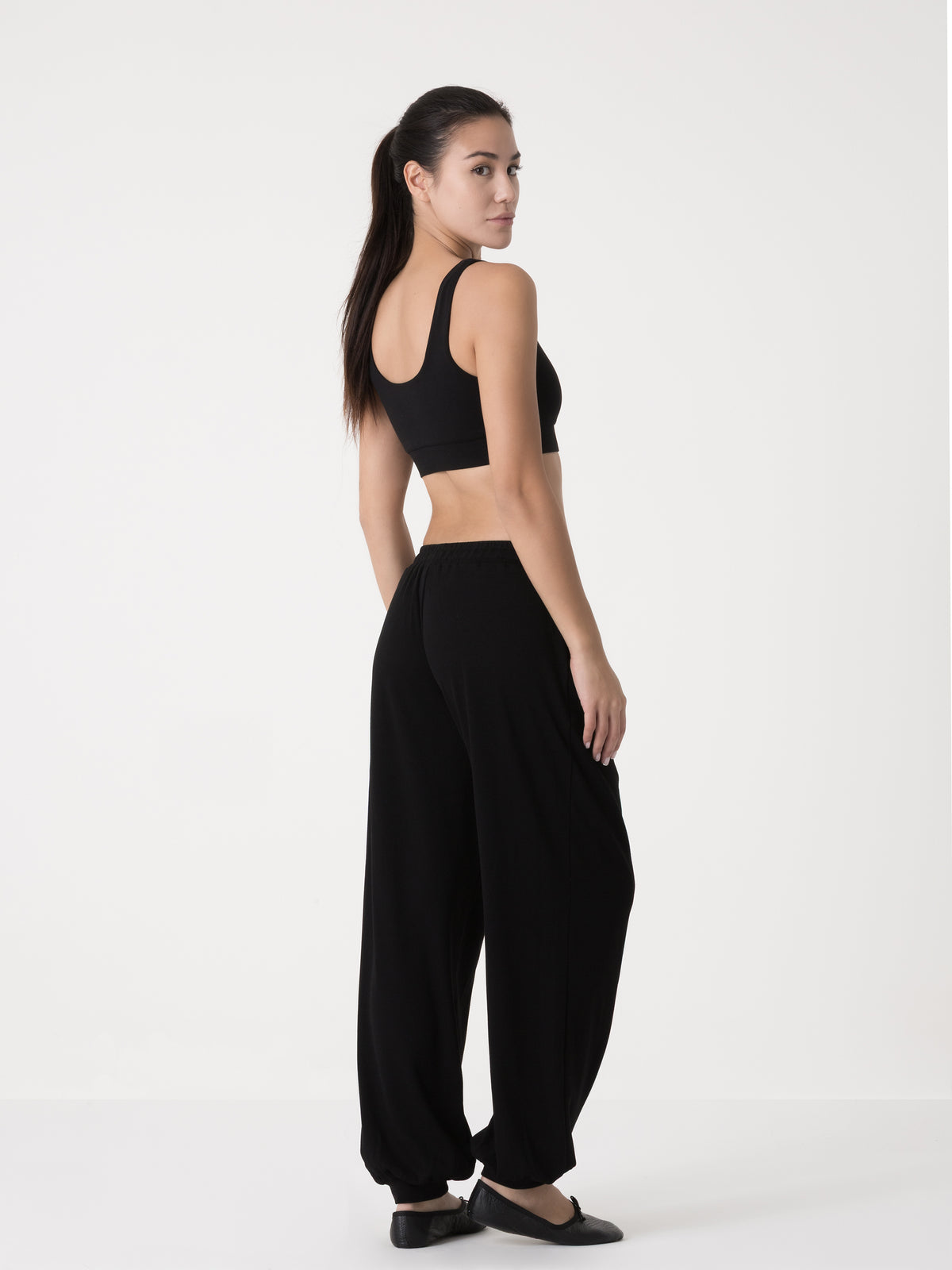 Item image: 41D209R33    Color: 2000    