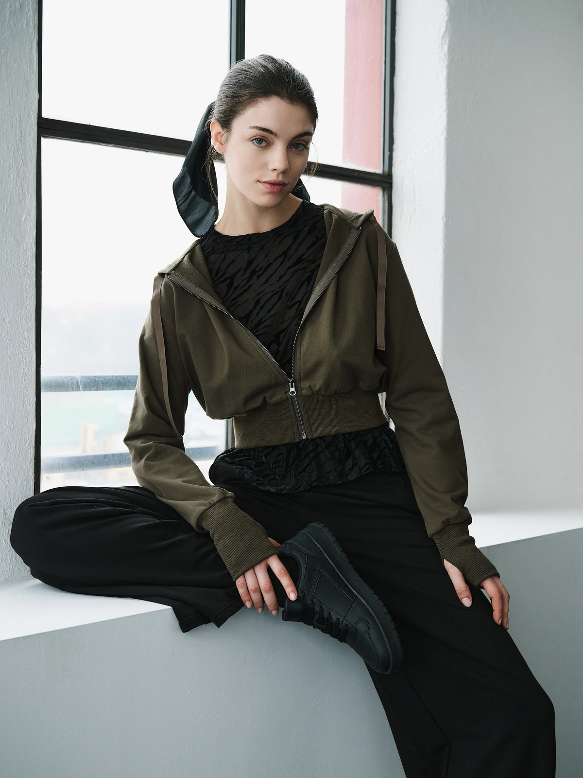 Item image: 41D210F28    Color: GQ00    