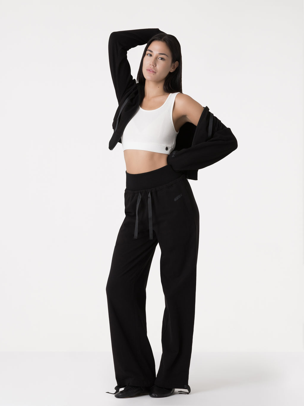 Item image: 41D211F28    Color: 2000    