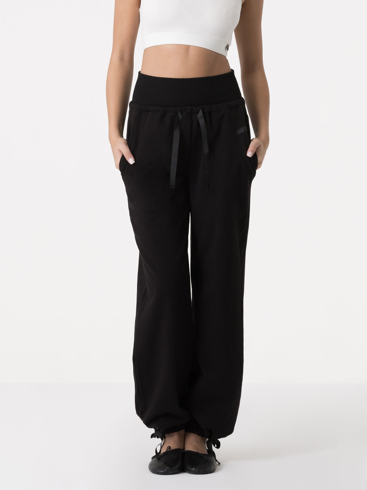 Item image: 41D211F28    Color: 2000    