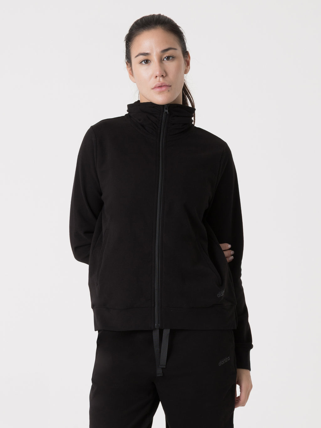 Item image: 41D213F28    Color: 2000    