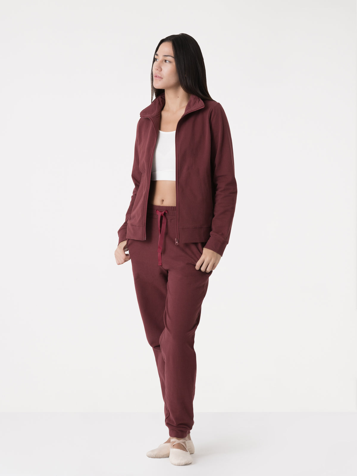 Item image: 41D213F28    Color: R900    