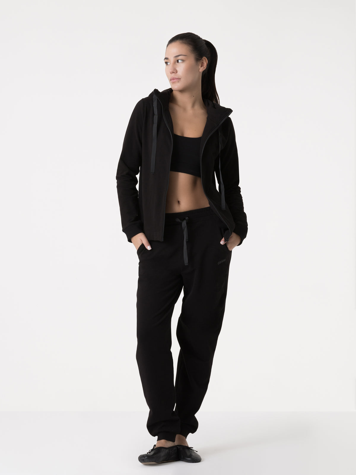 Item image: 41D216F28    Color: 2000    