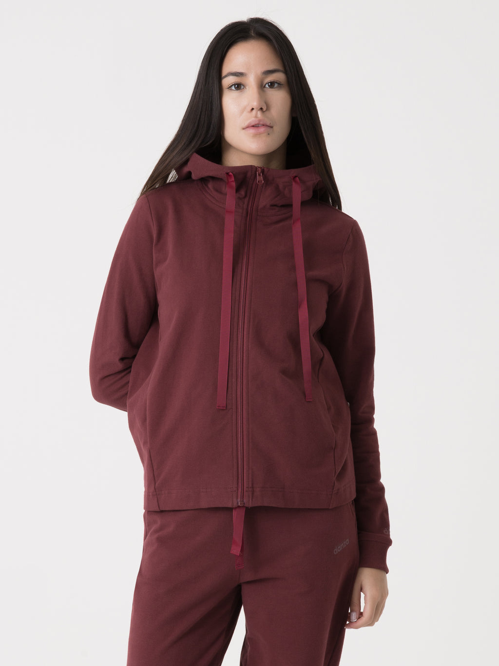 Item image: 41D216F28    Color: R900    