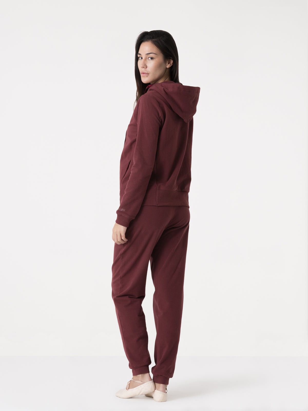 Item image: 41D216F28    Color: R900    