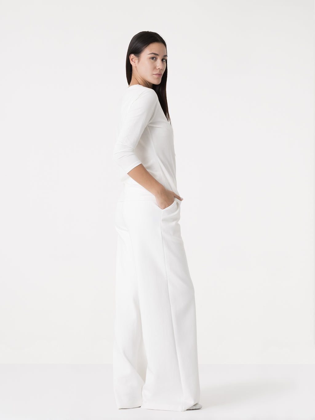 Item image: 41D220J91    Color: 1100    