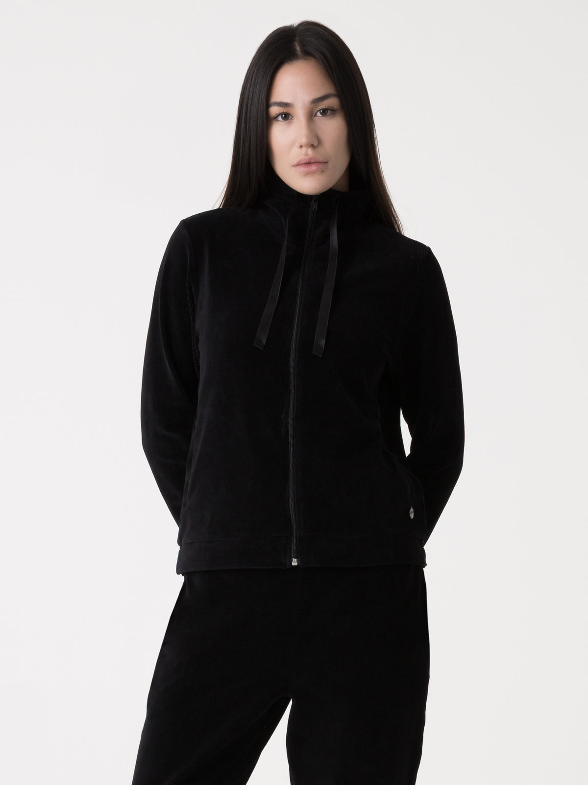 Item image: 41D234E86    Color: 2000    