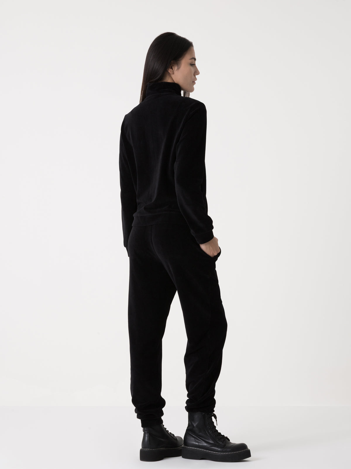 Item image: 41D234E86    Color: 2000    