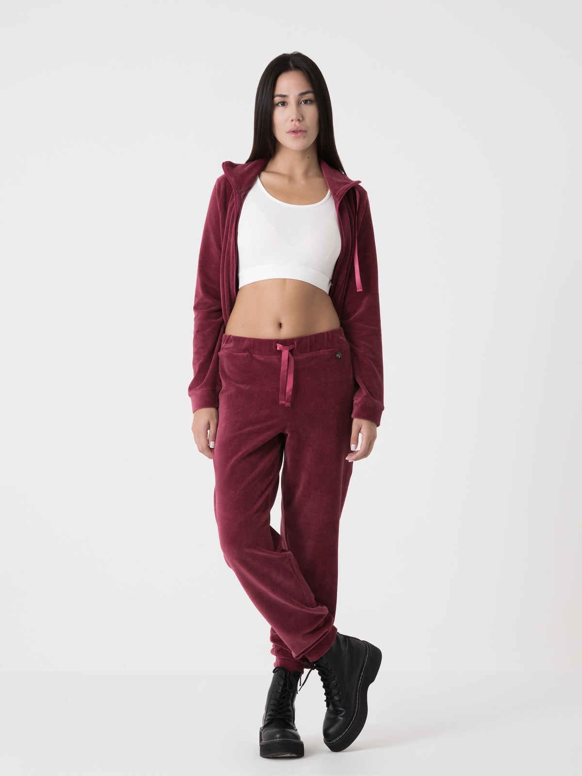 Item image: 41D235E86    Color: R900    