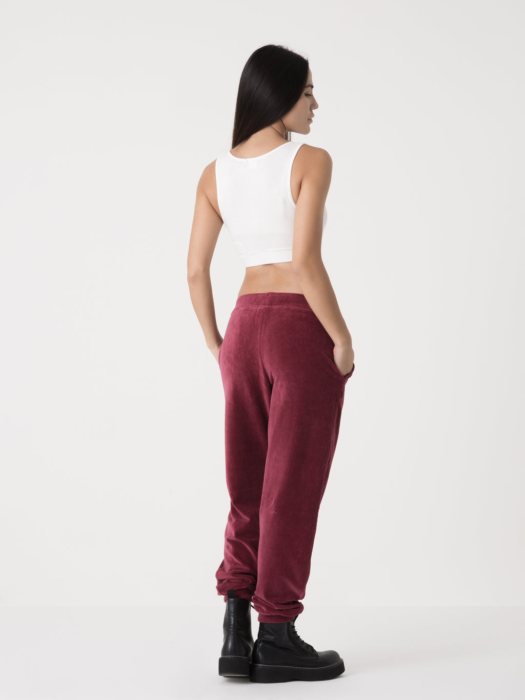 Item image: 41D235E86    Color: R900    