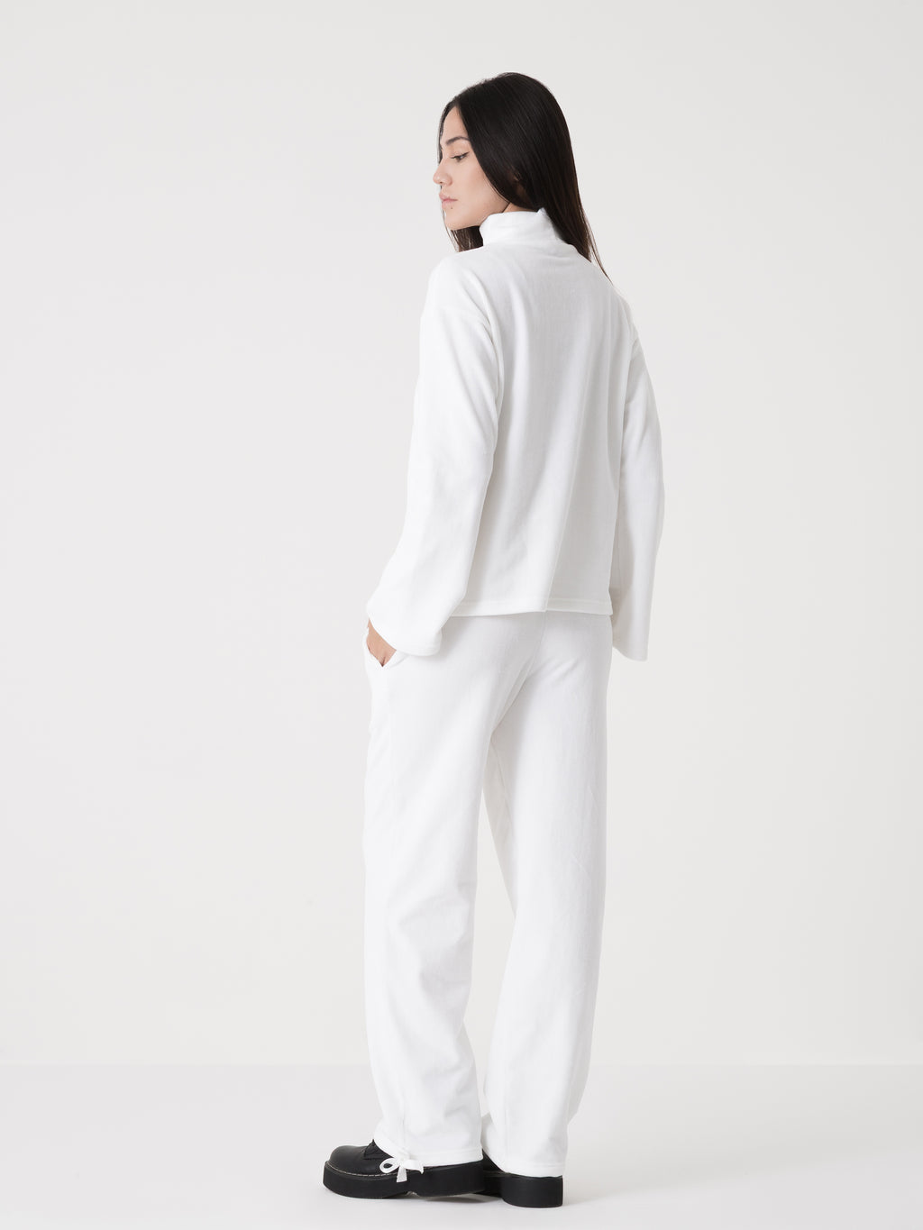 Item image: 41D236E86    Color: 1100    