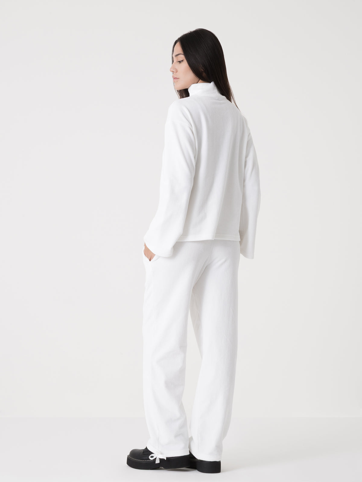 Item image: 41D236E86    Color: 1100    