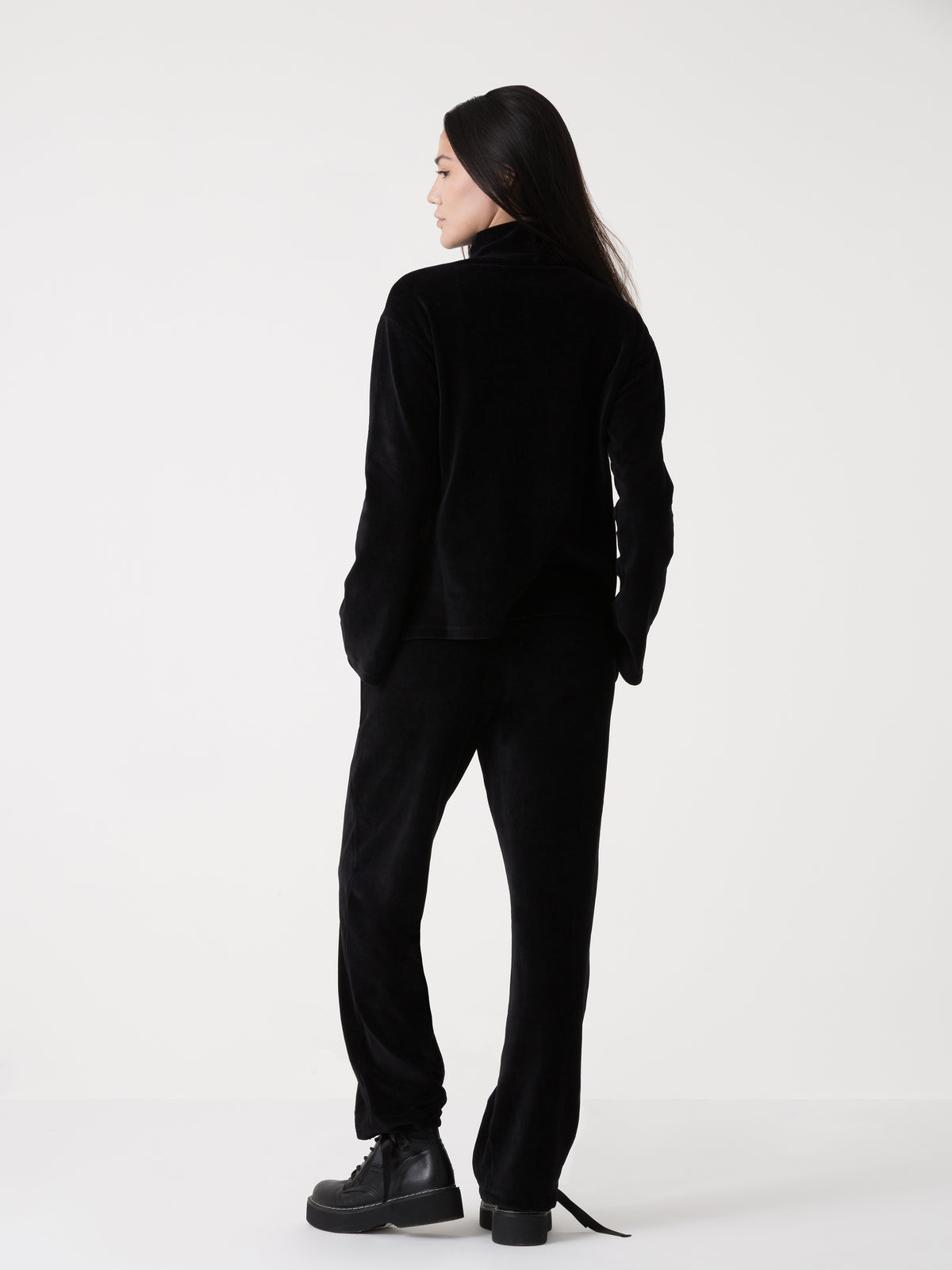 Item image: 41D236E86    Color: 2000    