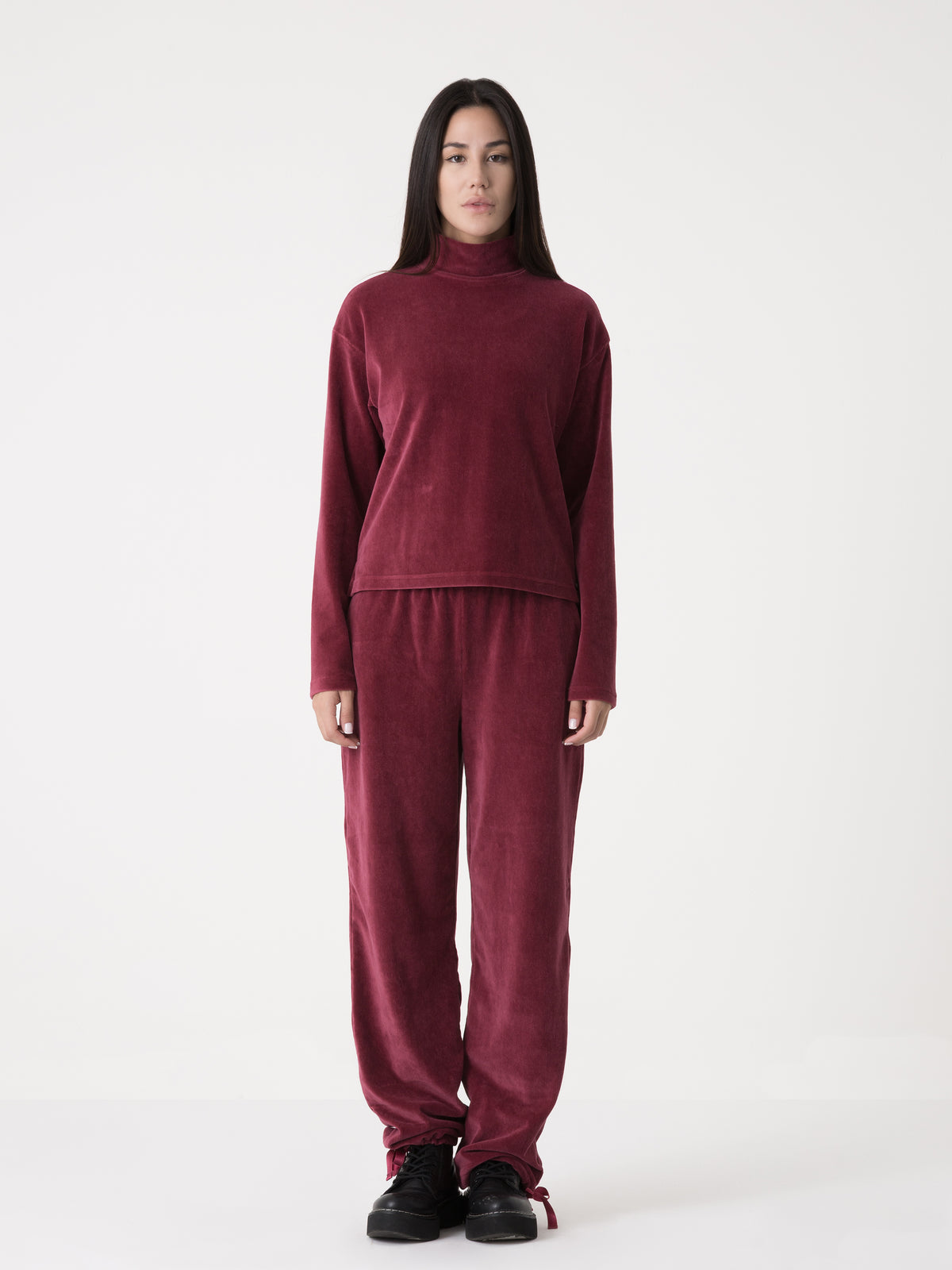Item image: 41D236E86    Color: R900    