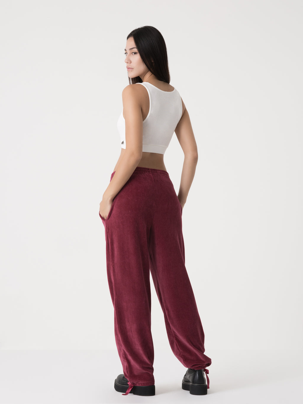 Item image: 41D238E86    Color: R900    