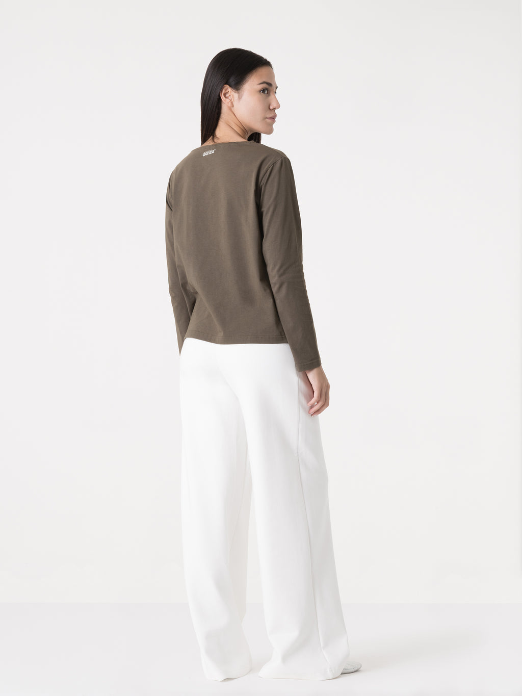 Item image: 41D251J38    Color: GQ00    