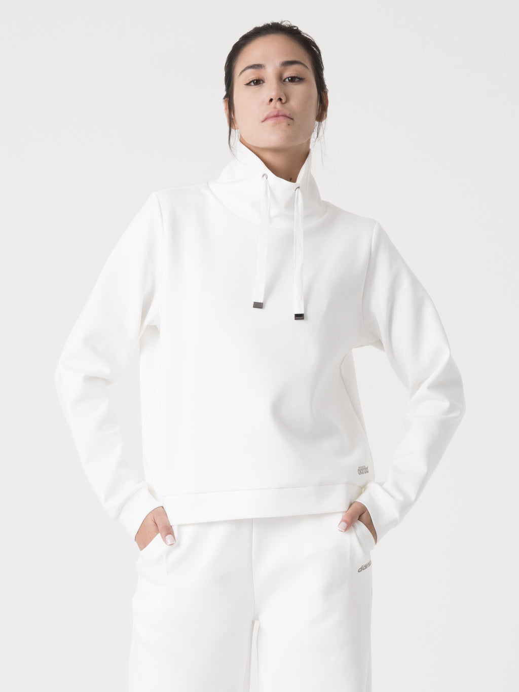 Item image: 41D256I20    Color: 1100    
